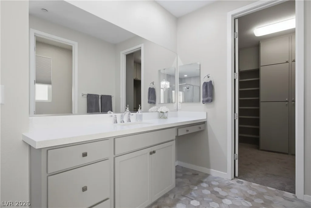 8 Vista Outlook, Henderson, NV 89011