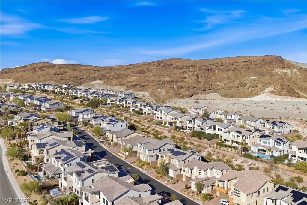 8 Vista Outlook, Henderson, NV 89011