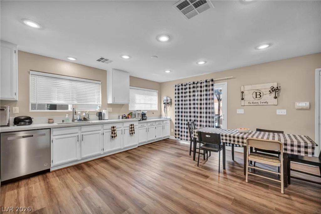 595 Stonehenge Walk, Las Vegas, NV 89178