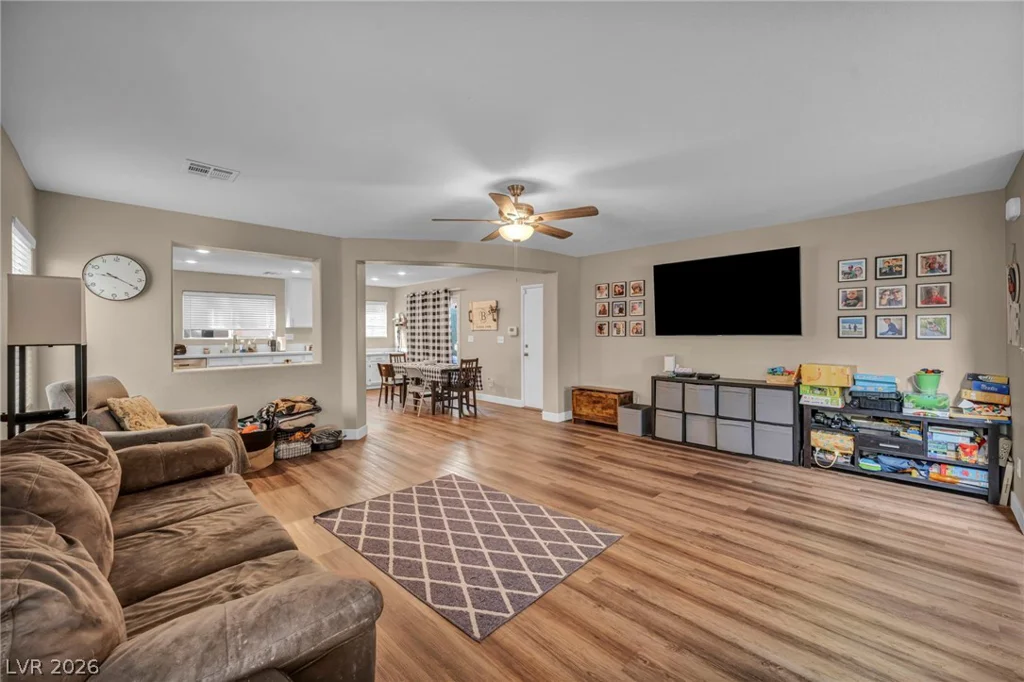 595 Stonehenge Walk, Las Vegas, NV 89178