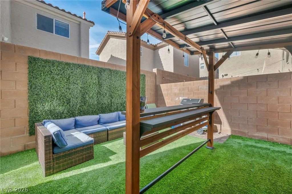 595 Stonehenge Walk, Las Vegas, NV 89178