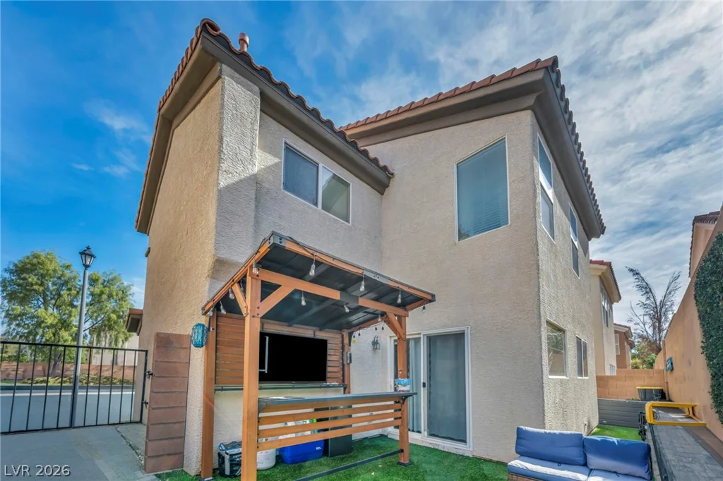 595 Stonehenge Walk, Las Vegas, NV 89178