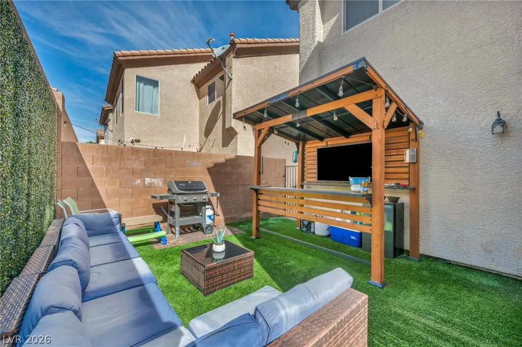 595 Stonehenge Walk, Las Vegas, NV 89178