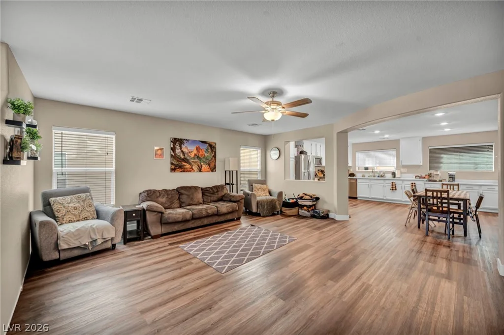 595 Stonehenge Walk, Las Vegas, NV 89178