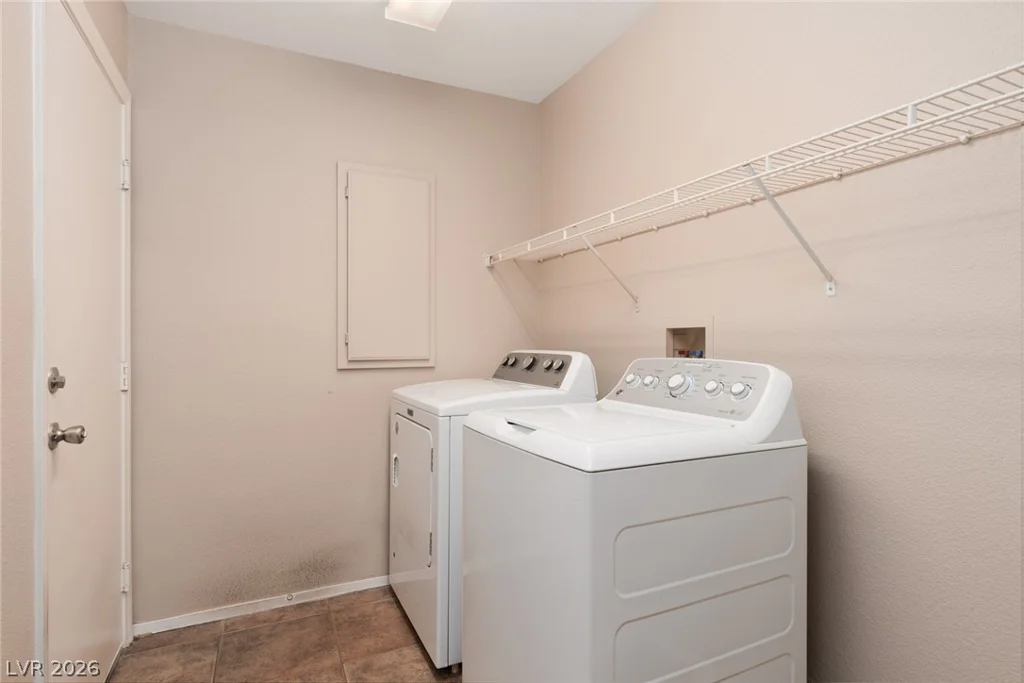 8916 Loggers Mill, Las Vegas, NV 89143