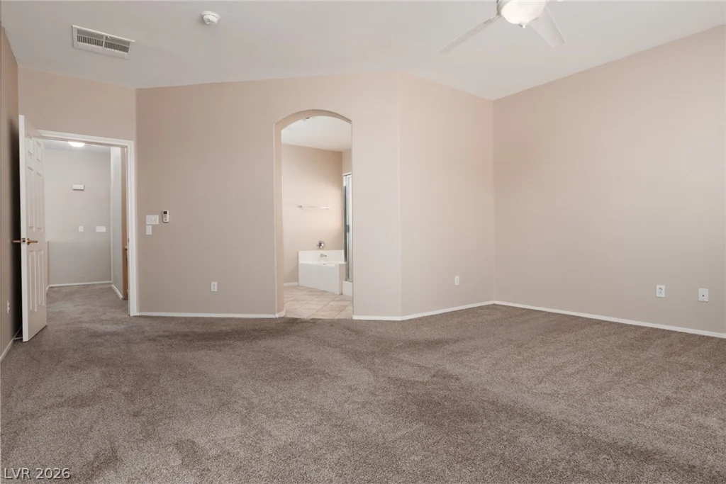 8916 Loggers Mill, Las Vegas, NV 89143
