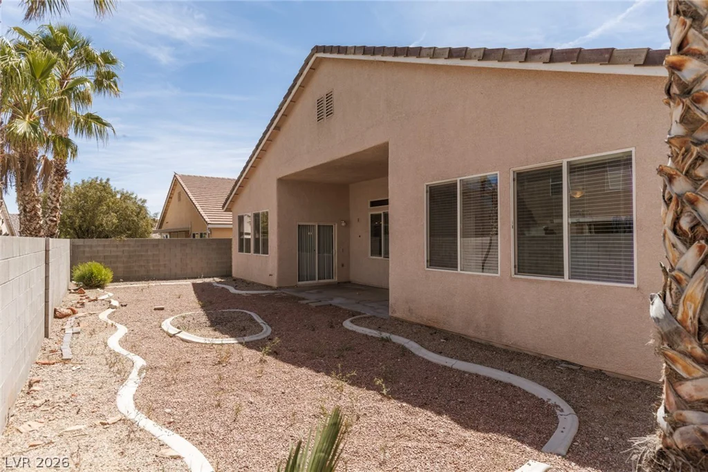 8916 Loggers Mill, Las Vegas, NV 89143