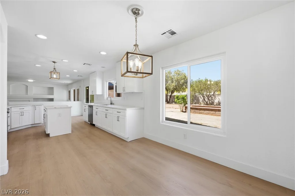 8640 Vivid Violet, Las Vegas, NV 89143