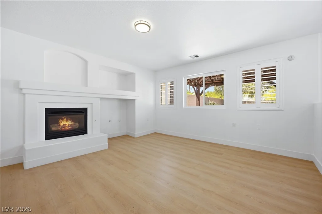 8640 Vivid Violet, Las Vegas, NV 89143