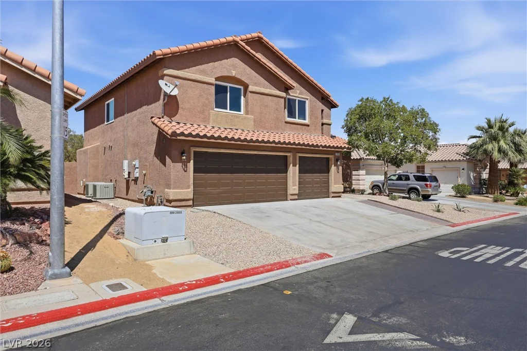 8640 Vivid Violet, Las Vegas, NV 89143
