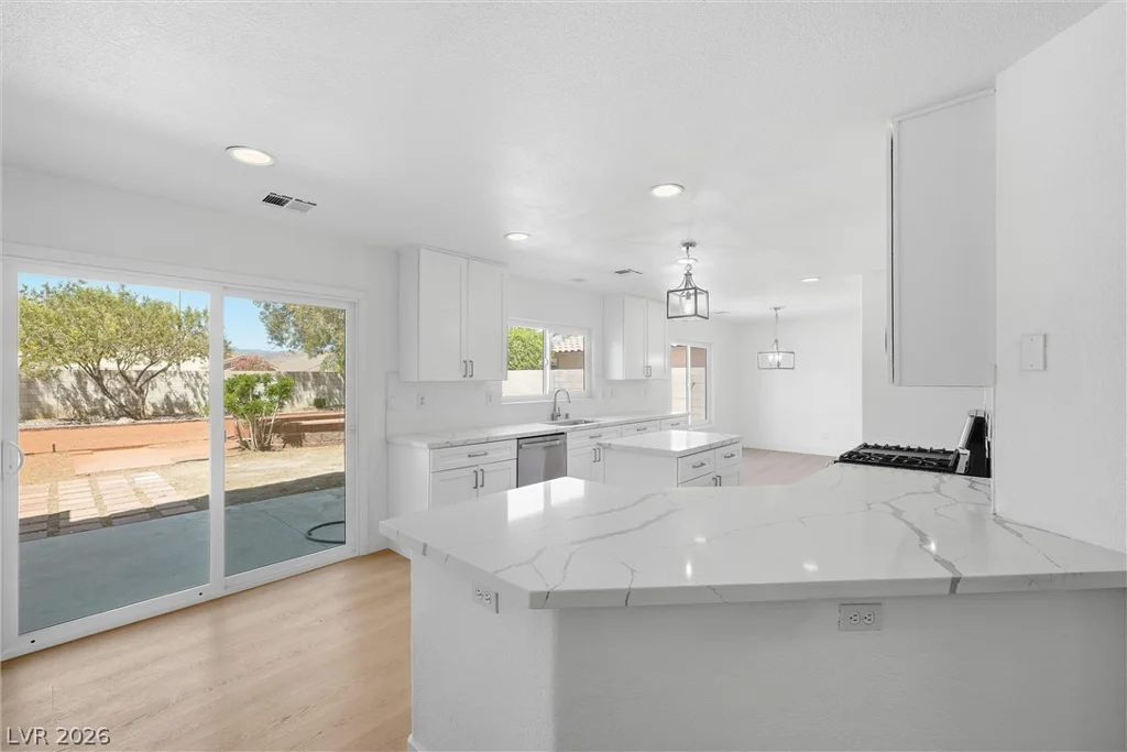 8640 Vivid Violet, Las Vegas, NV 89143