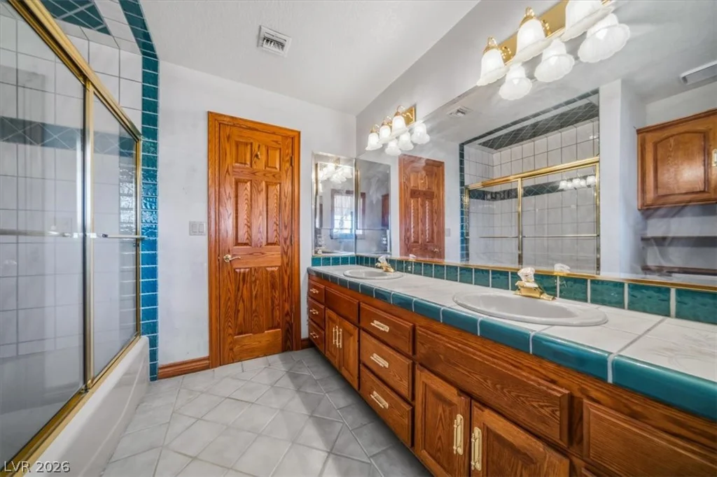 2256 River City, Laughlin, NV 89029