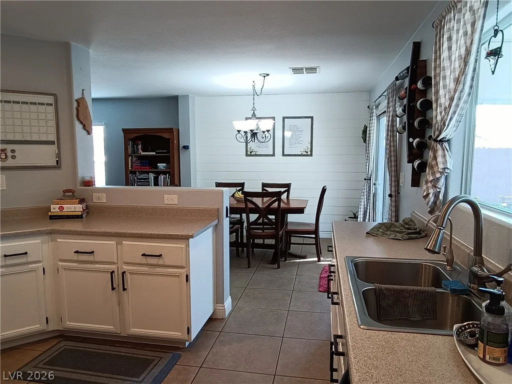 4909 Lazy Day, Las Vegas, NV 89131