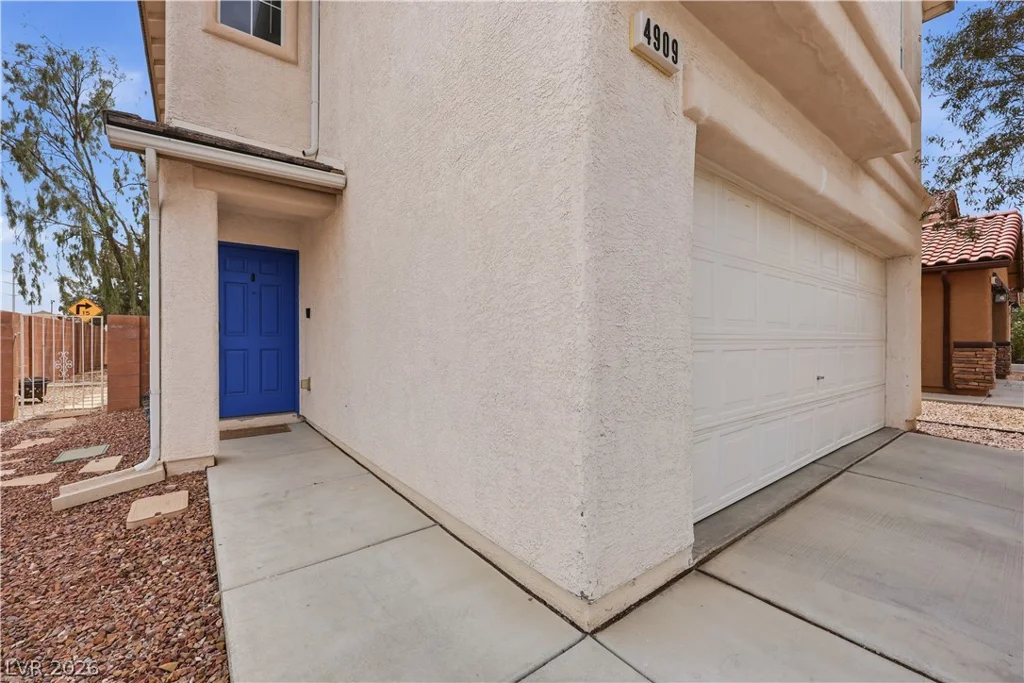 4909 Lazy Day, Las Vegas, NV 89131