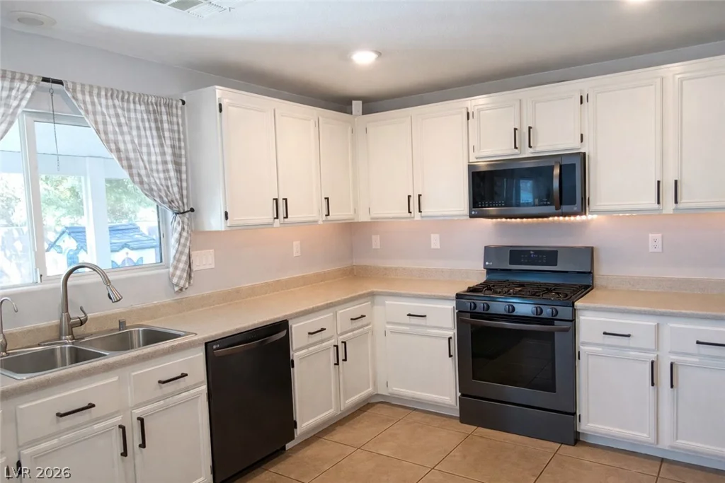 4909 Lazy Day, Las Vegas, NV 89131