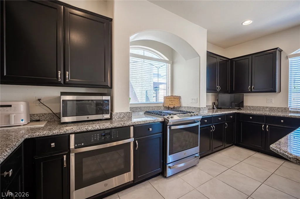 6020 Ancient Peaks, Las Vegas, NV 89141