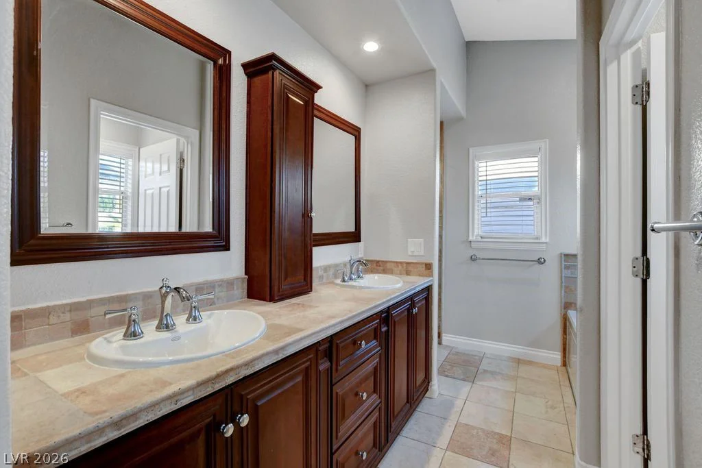 317 Waterwheel Falls, Henderson, NV 89015