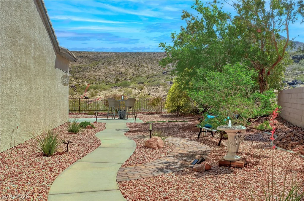 2054 Pepperell, Henderson, NV 89044