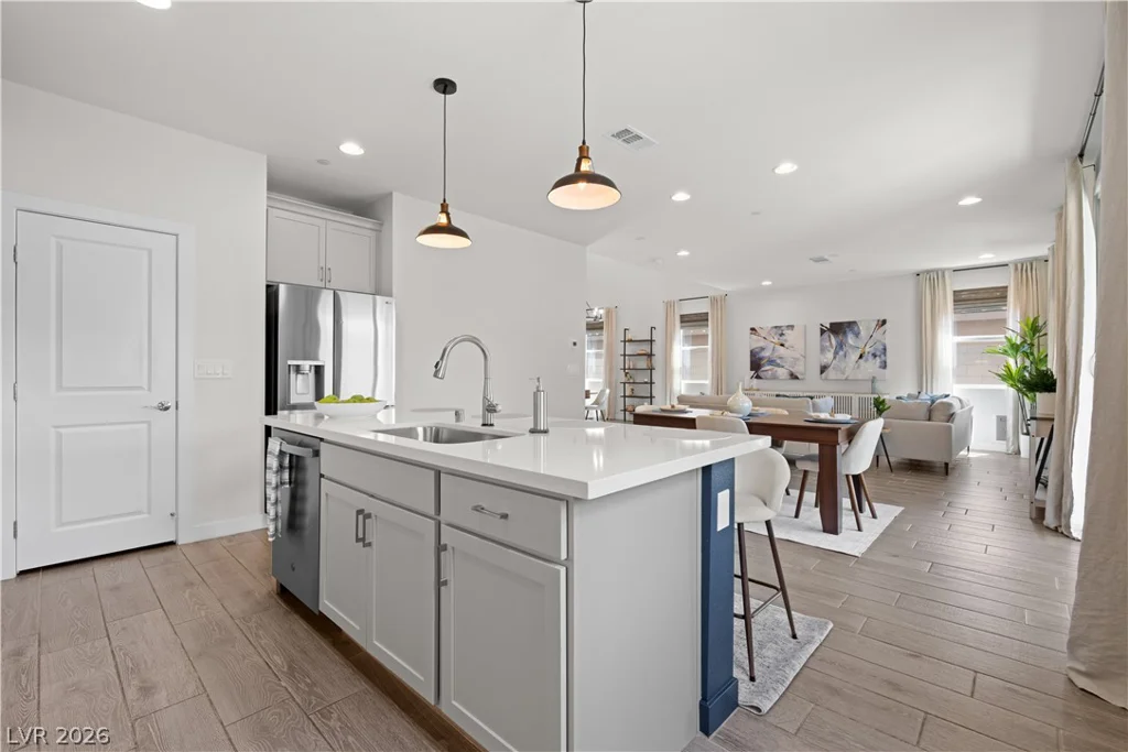 9893 Cullin Range, Las Vegas, NV 89166