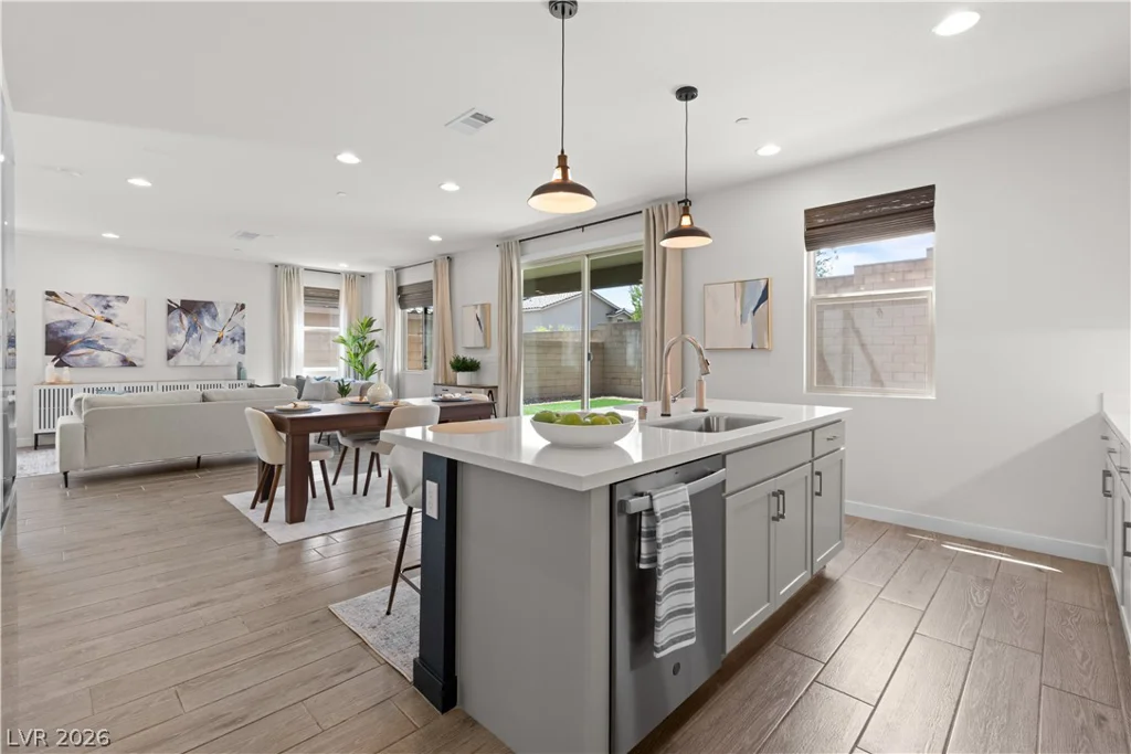 9893 Cullin Range, Las Vegas, NV 89166