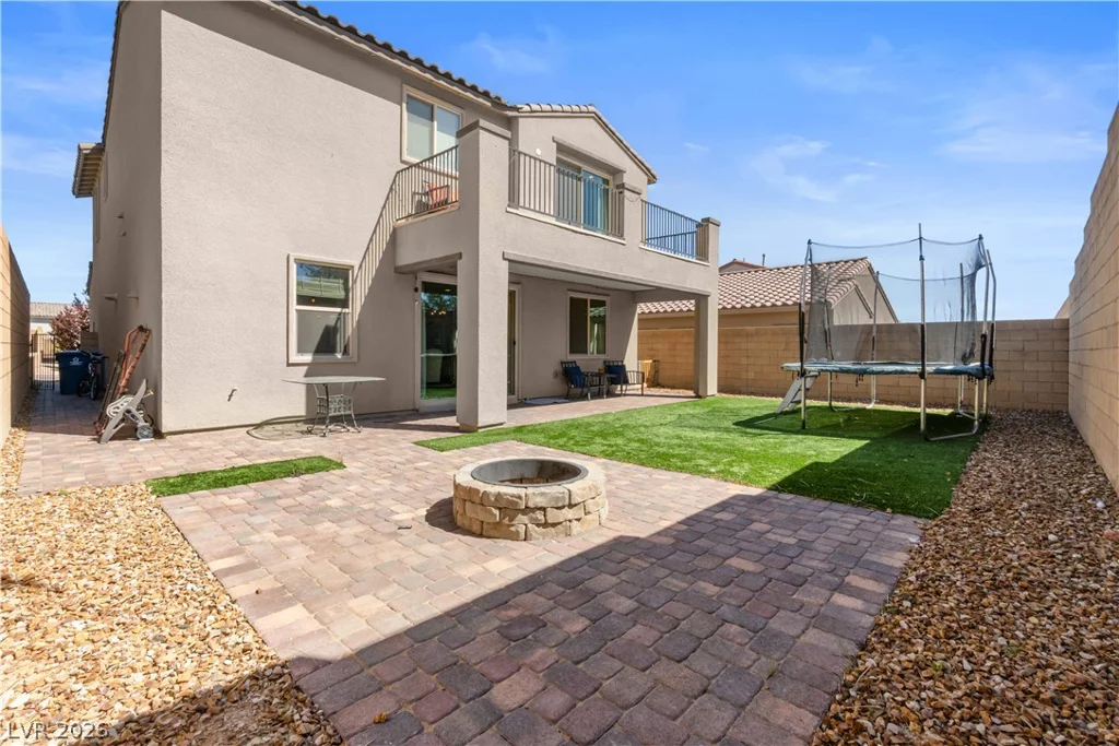 9893 Cullin Range, Las Vegas, NV 89166