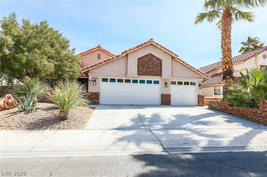 2724 Eagle Springs, Las Vegas, NV 89117