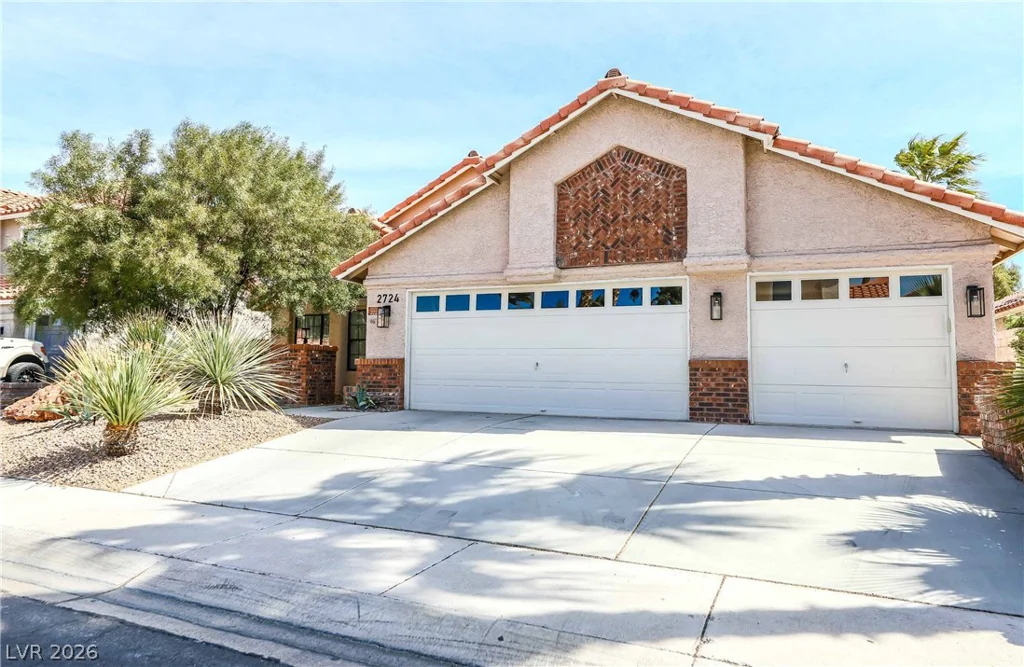 2724 Eagle Springs, Las Vegas, NV 89117