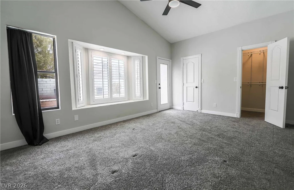 2724 Eagle Springs, Las Vegas, NV 89117