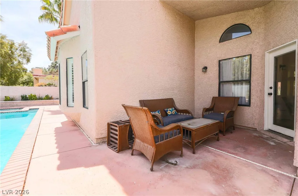 2724 Eagle Springs, Las Vegas, NV 89117
