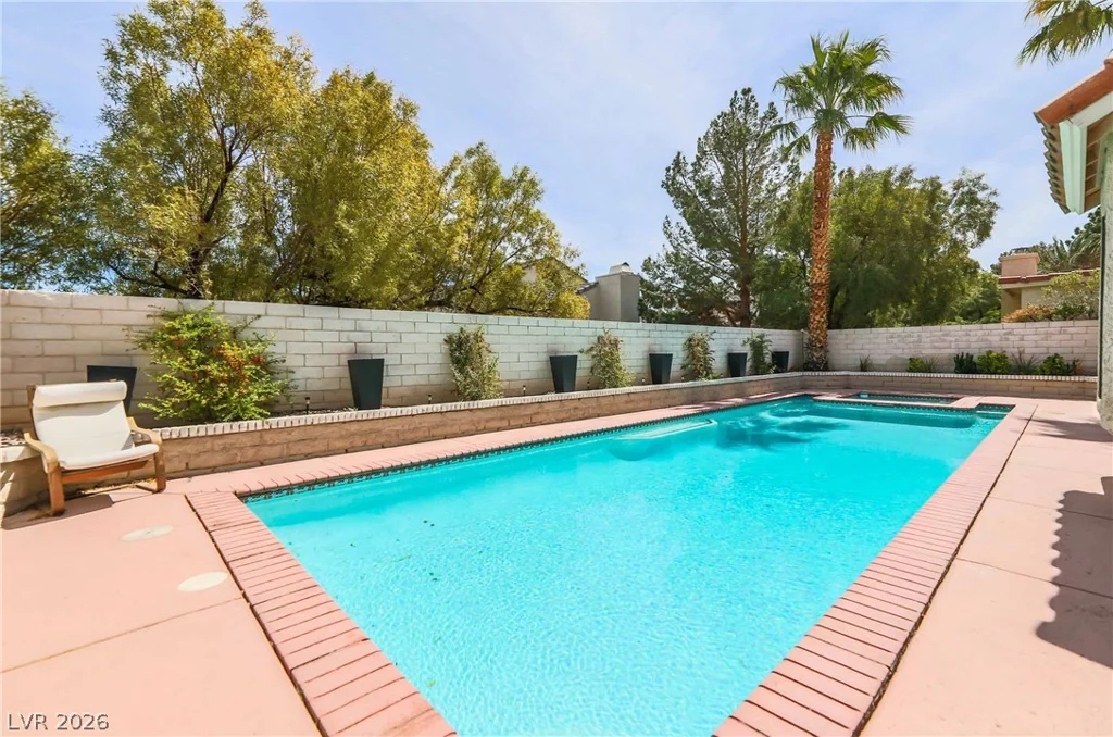 2724 Eagle Springs, Las Vegas, NV 89117