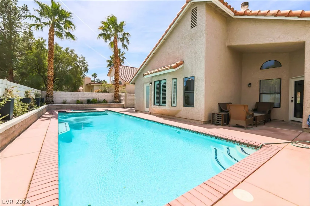 2724 Eagle Springs, Las Vegas, NV 89117