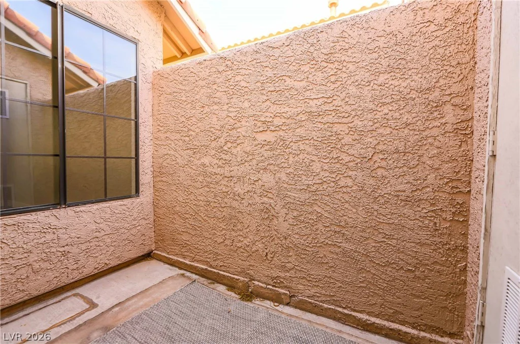 2724 Eagle Springs, Las Vegas, NV 89117
