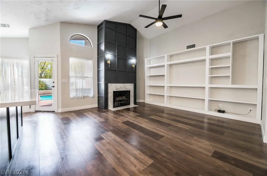 2724 Eagle Springs, Las Vegas, NV 89117
