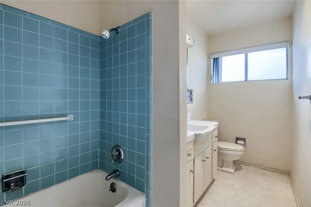 1808 Poco, Las Vegas, NV 89102
