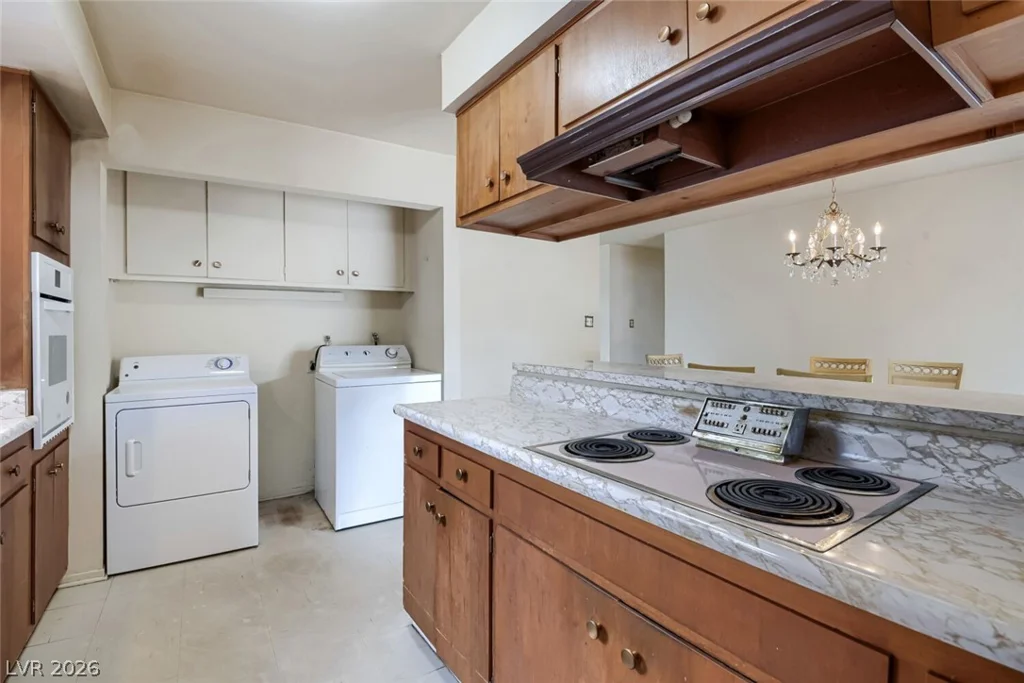1808 Poco, Las Vegas, NV 89102
