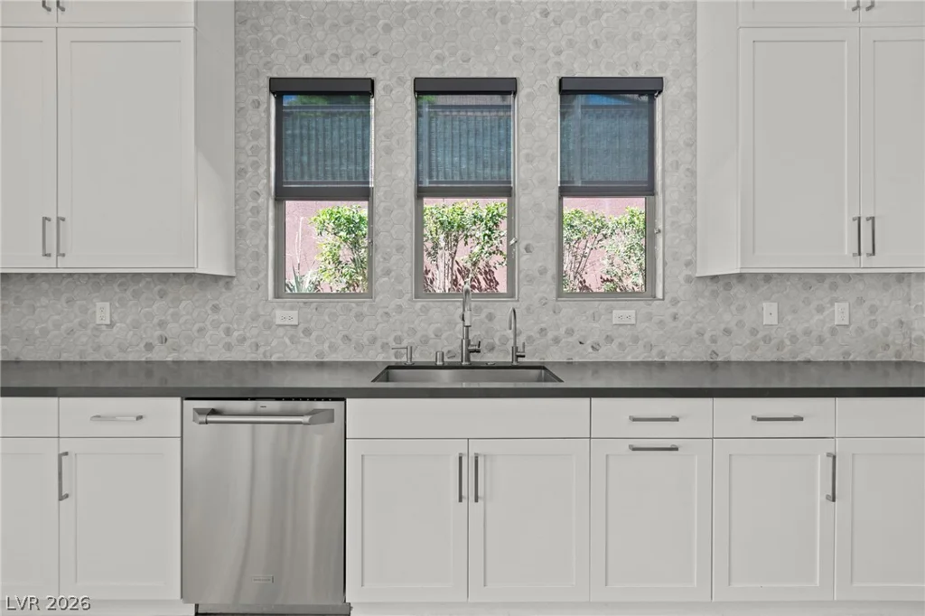 10241 Kirkwood Gaps, Las Vegas, NV 89135