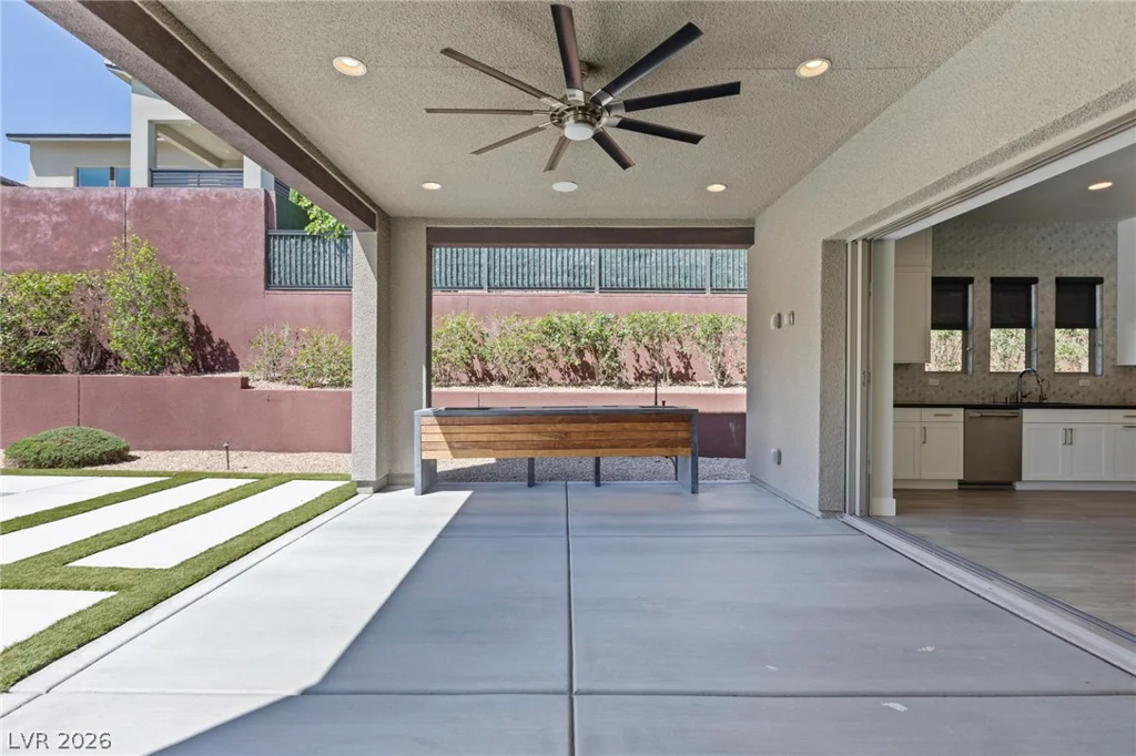 10241 Kirkwood Gaps, Las Vegas, NV 89135