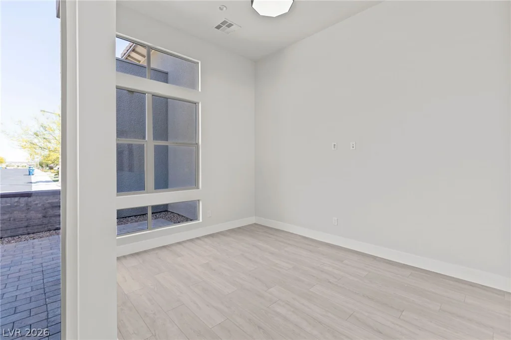 10241 Kirkwood Gaps, Las Vegas, NV 89135