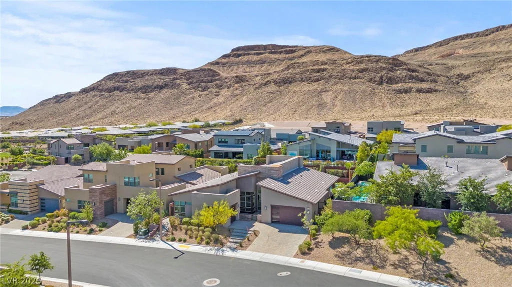 10241 Kirkwood Gaps, Las Vegas, NV 89135