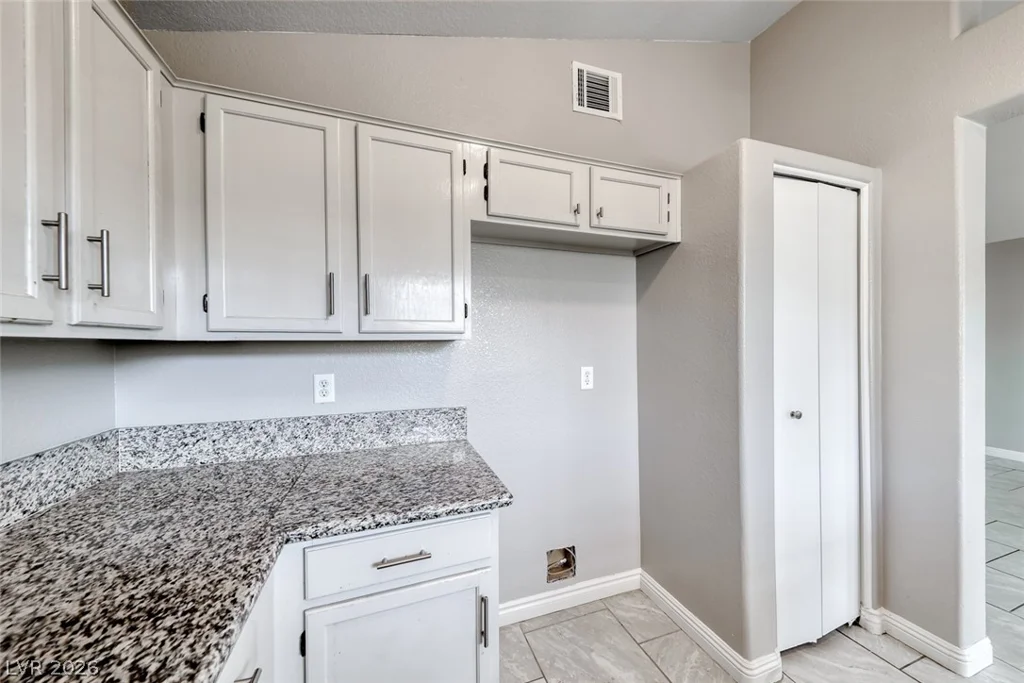 4669 Spitfire, Las Vegas, NV 89115