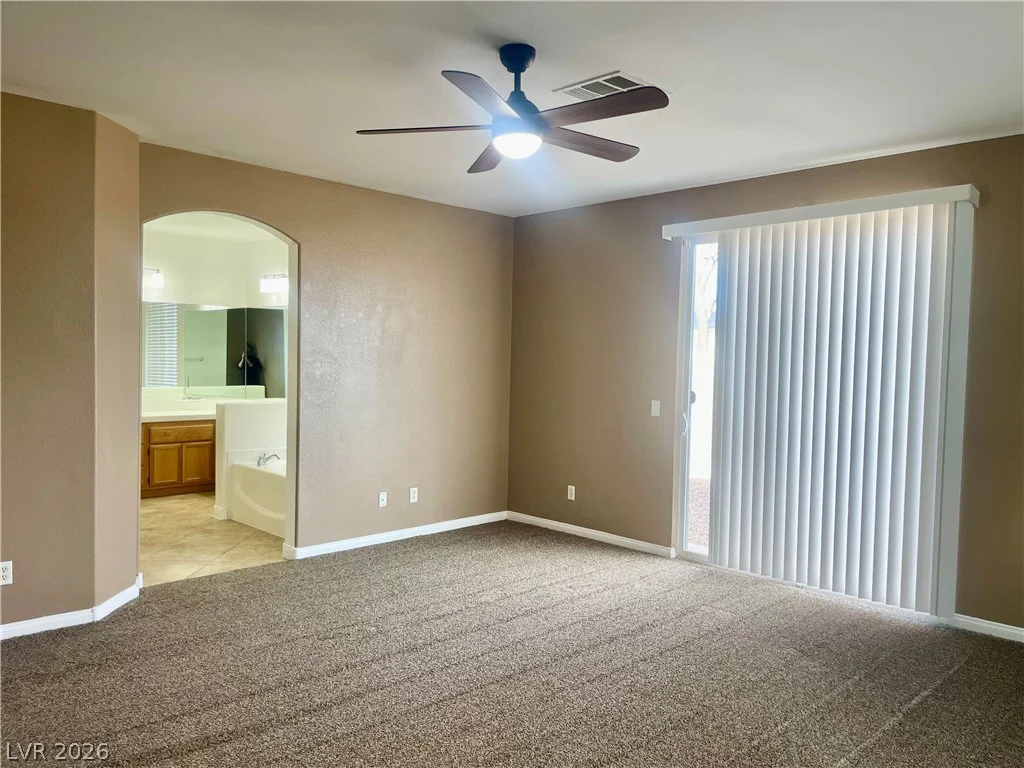 808 Pirates Cave, North Las Vegas, NV 89032