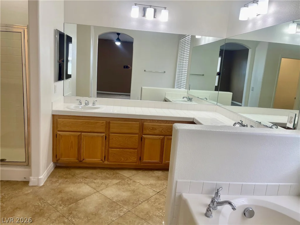 808 Pirates Cave, North Las Vegas, NV 89032
