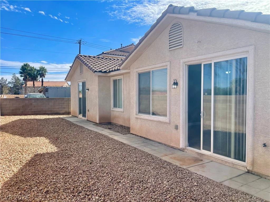 808 Pirates Cave, North Las Vegas, NV 89032