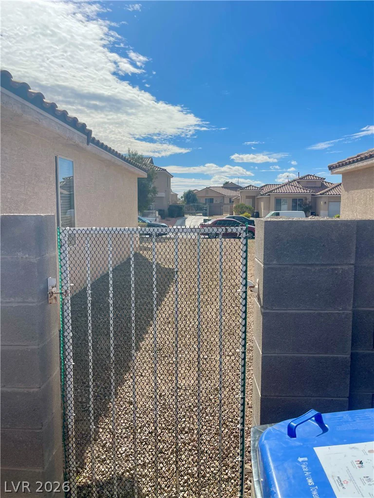 808 Pirates Cave, North Las Vegas, NV 89032