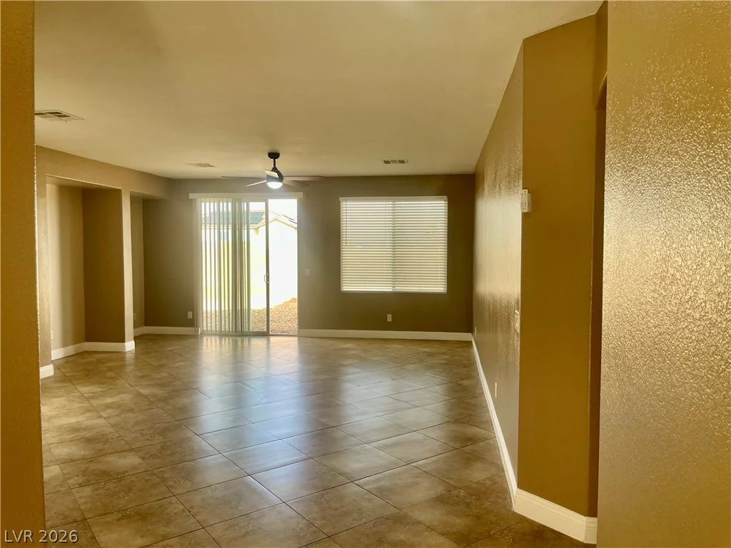 808 Pirates Cave, North Las Vegas, NV 89032