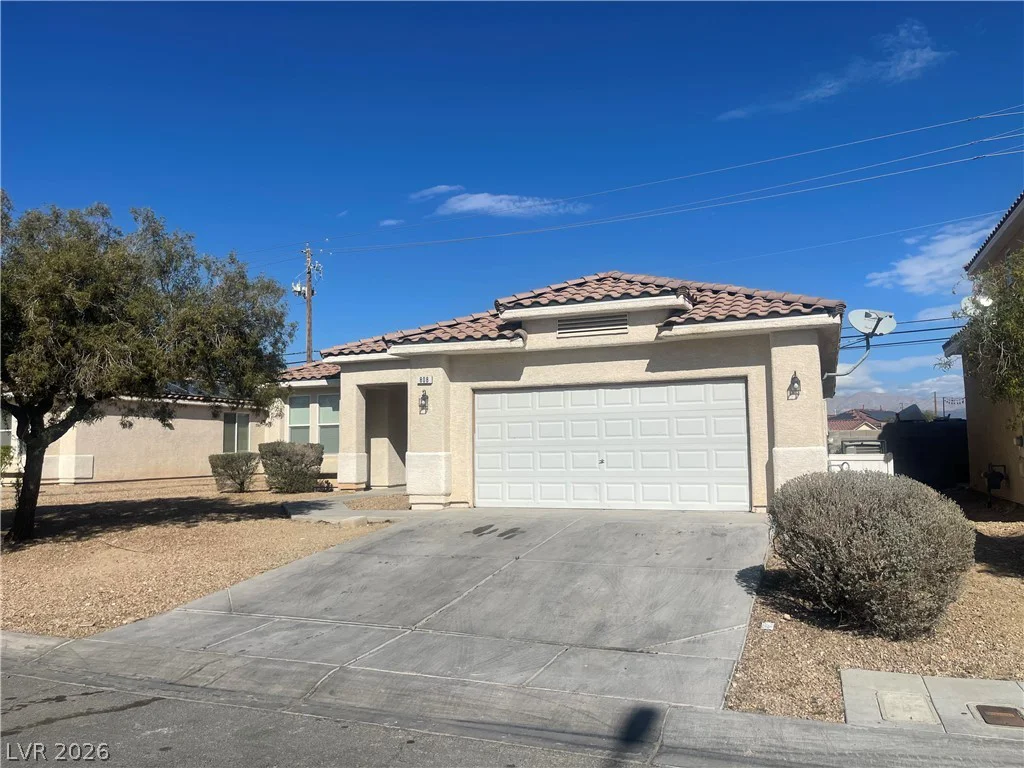 808 Pirates Cave, North Las Vegas, NV 89032