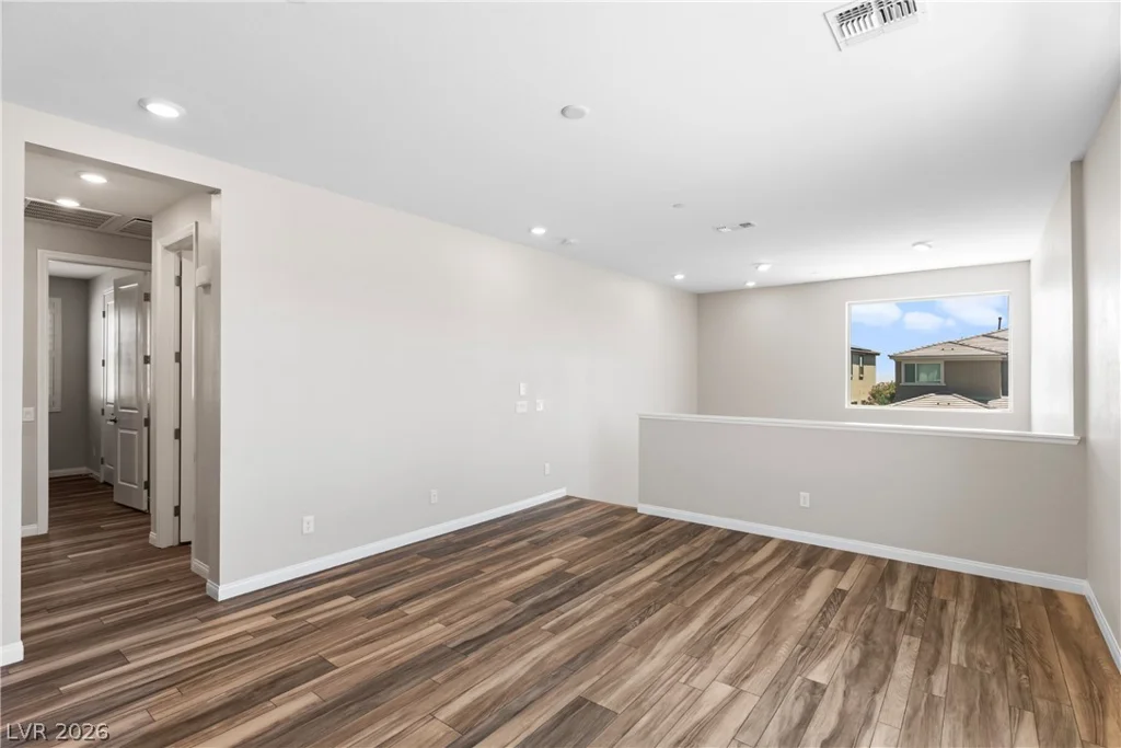 361 Coastal Redwood, Las Vegas, NV 89138