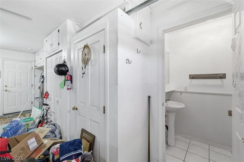 1971 Blagg, Pahrump, NV 89048
