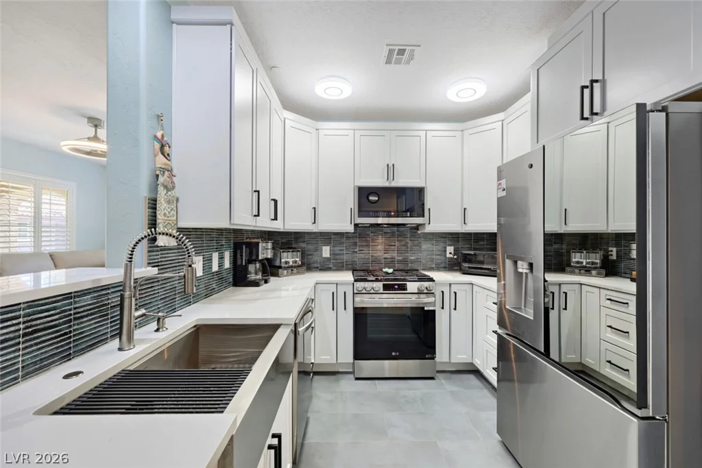 6868 Sky Pointe, Las Vegas, NV 89131