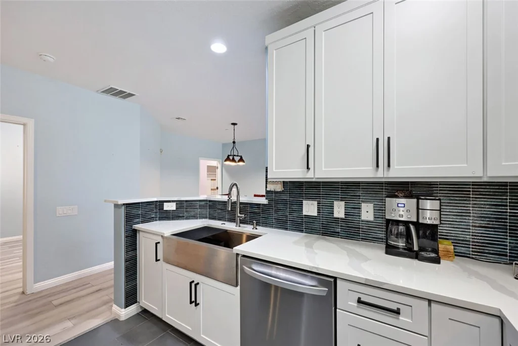 6868 Sky Pointe, Las Vegas, NV 89131